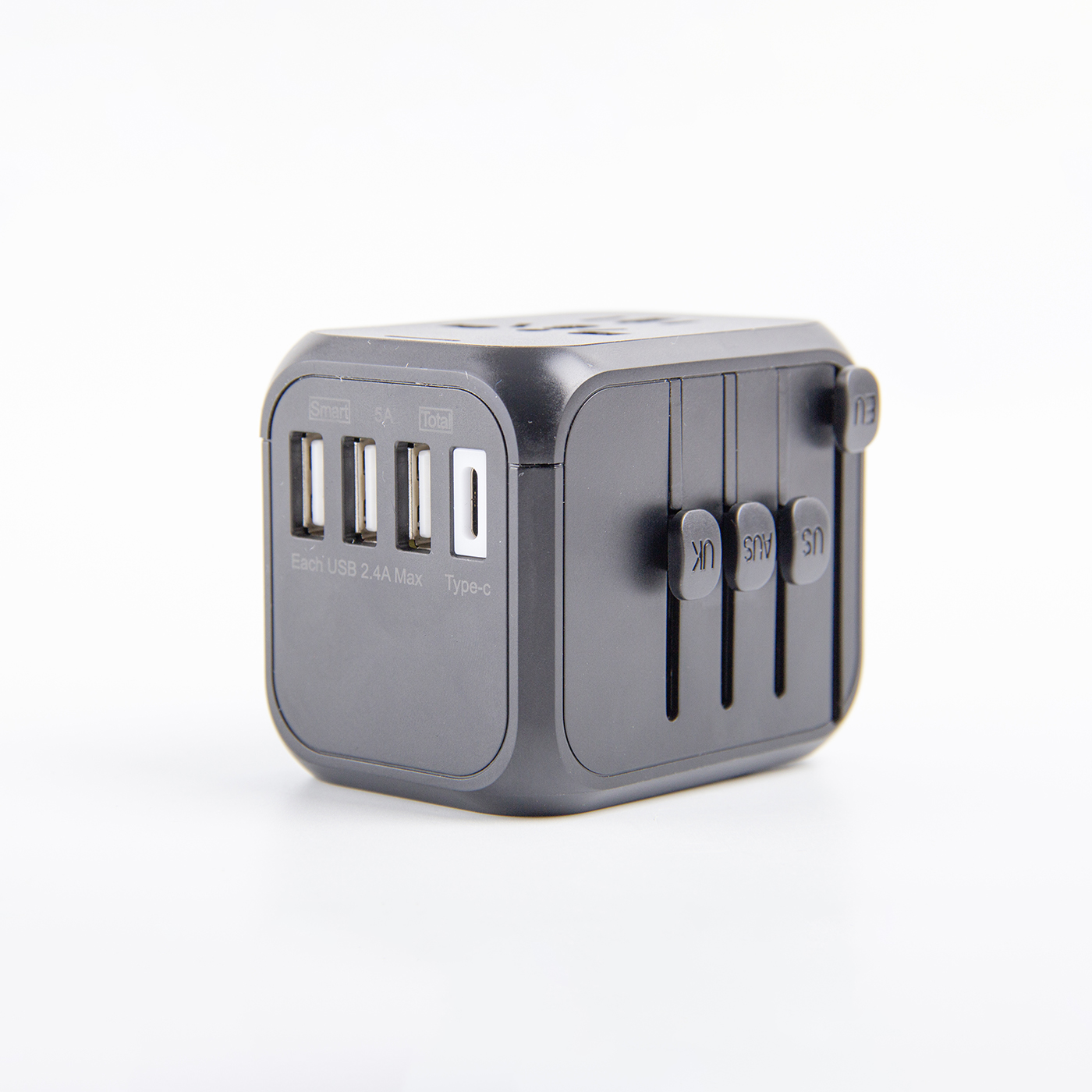 Universal Travel Adapter4