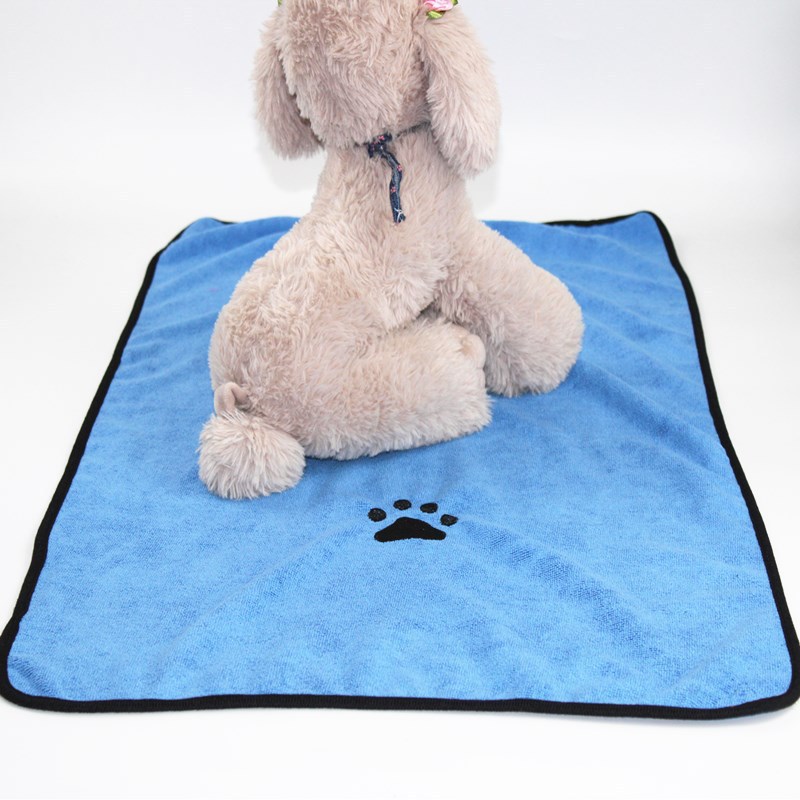 Embroiderd Microfiber Pet Bath Towel3