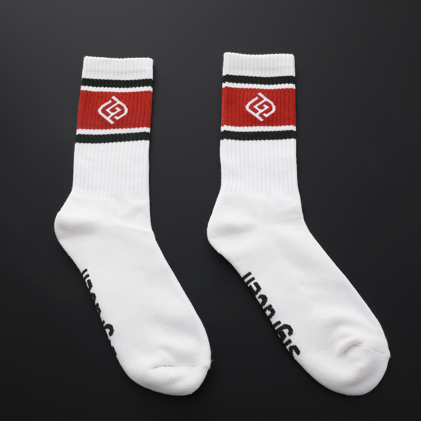 Customized Striped Crew Socks3