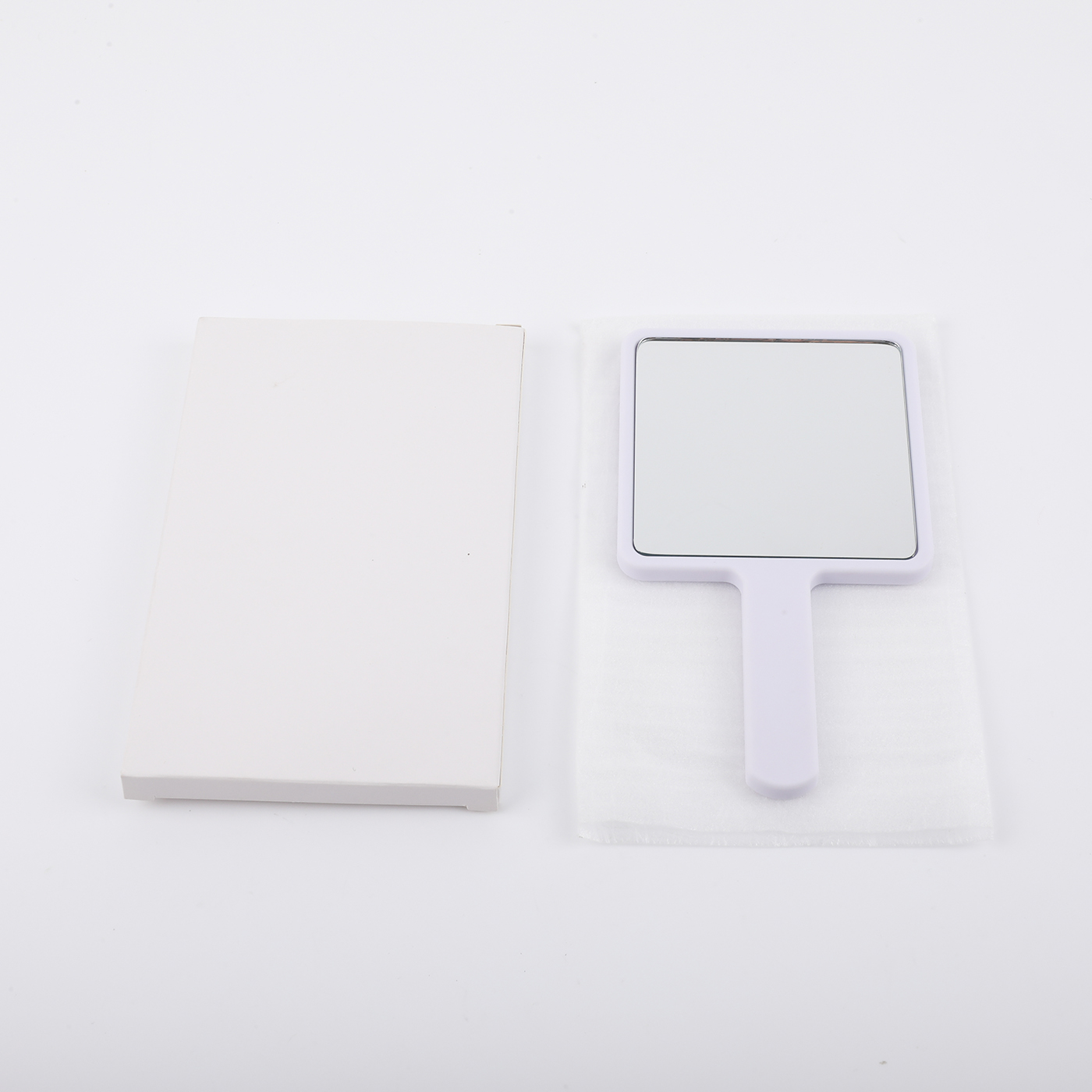 Small Square Mirror With Handle2