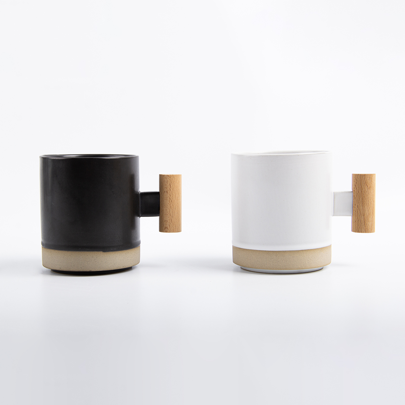 Custom 13 oz. Wooden Handle Ceramic Mug2