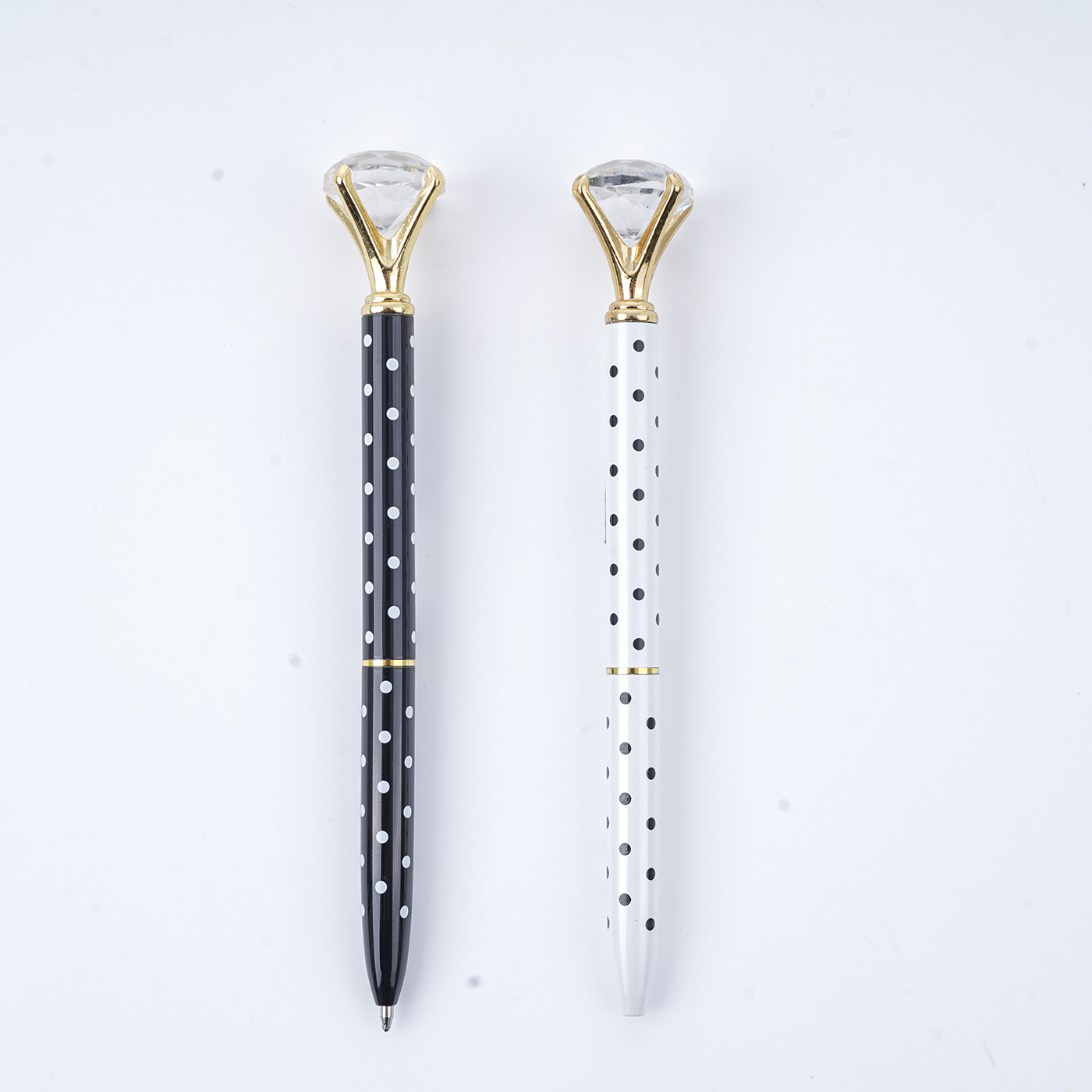 Personalized Metal Ballpoint Pen With Diamond2