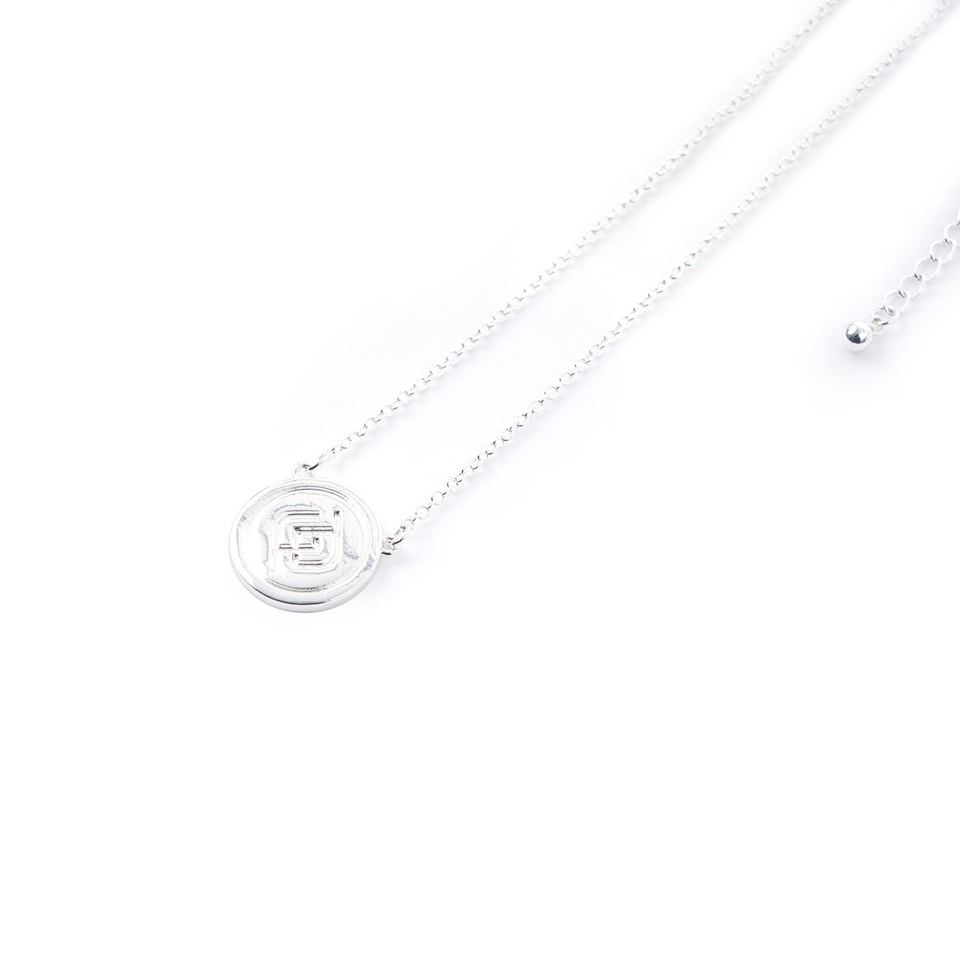 Personalized Necklace With Round Charm1