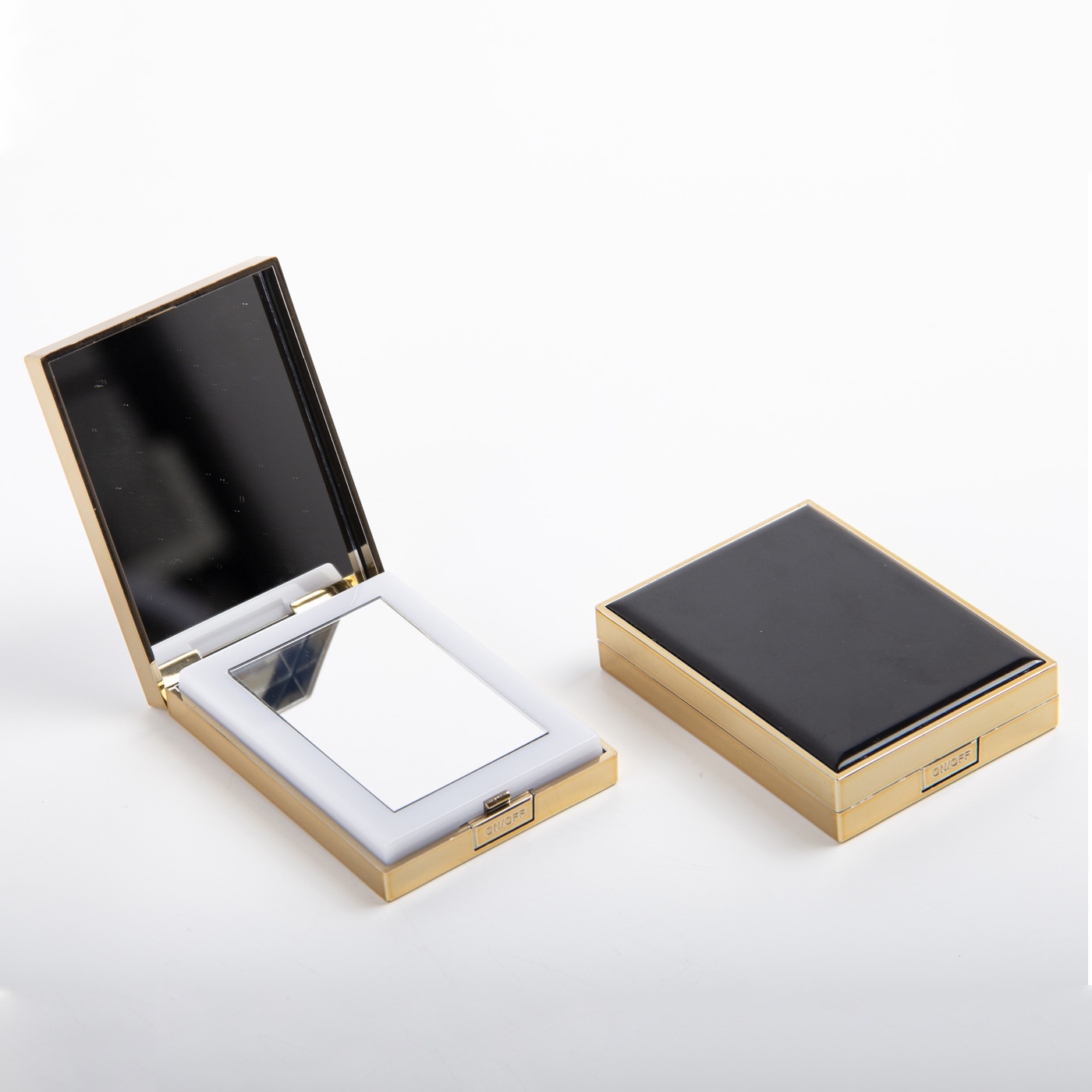 Folding Makeup Mirror With Light1