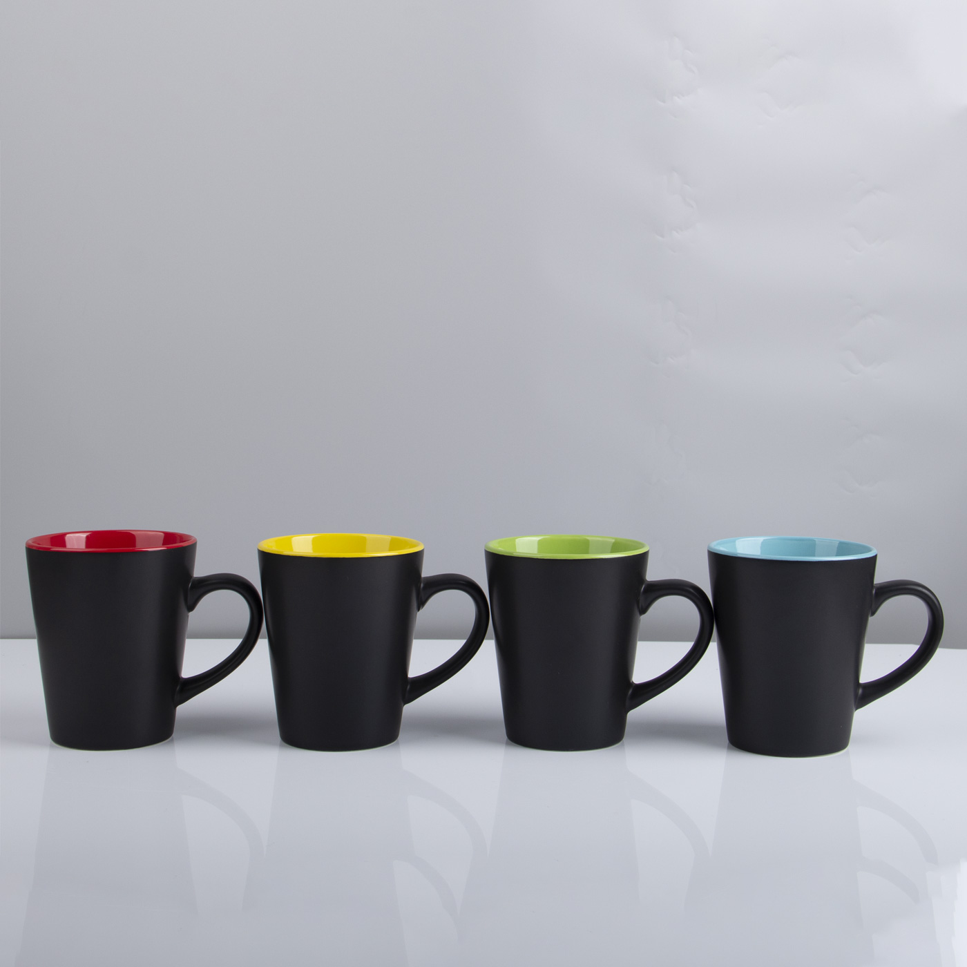 11 oz. Two Tone Ceramic Coffee Mug2