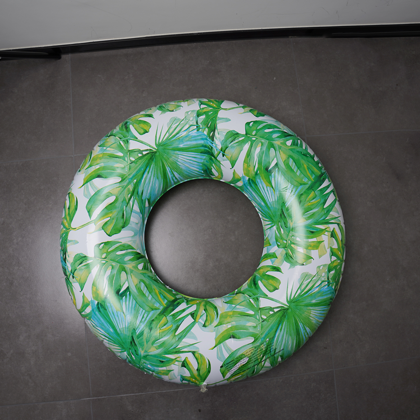 Custom Inflatable Pool Ring4