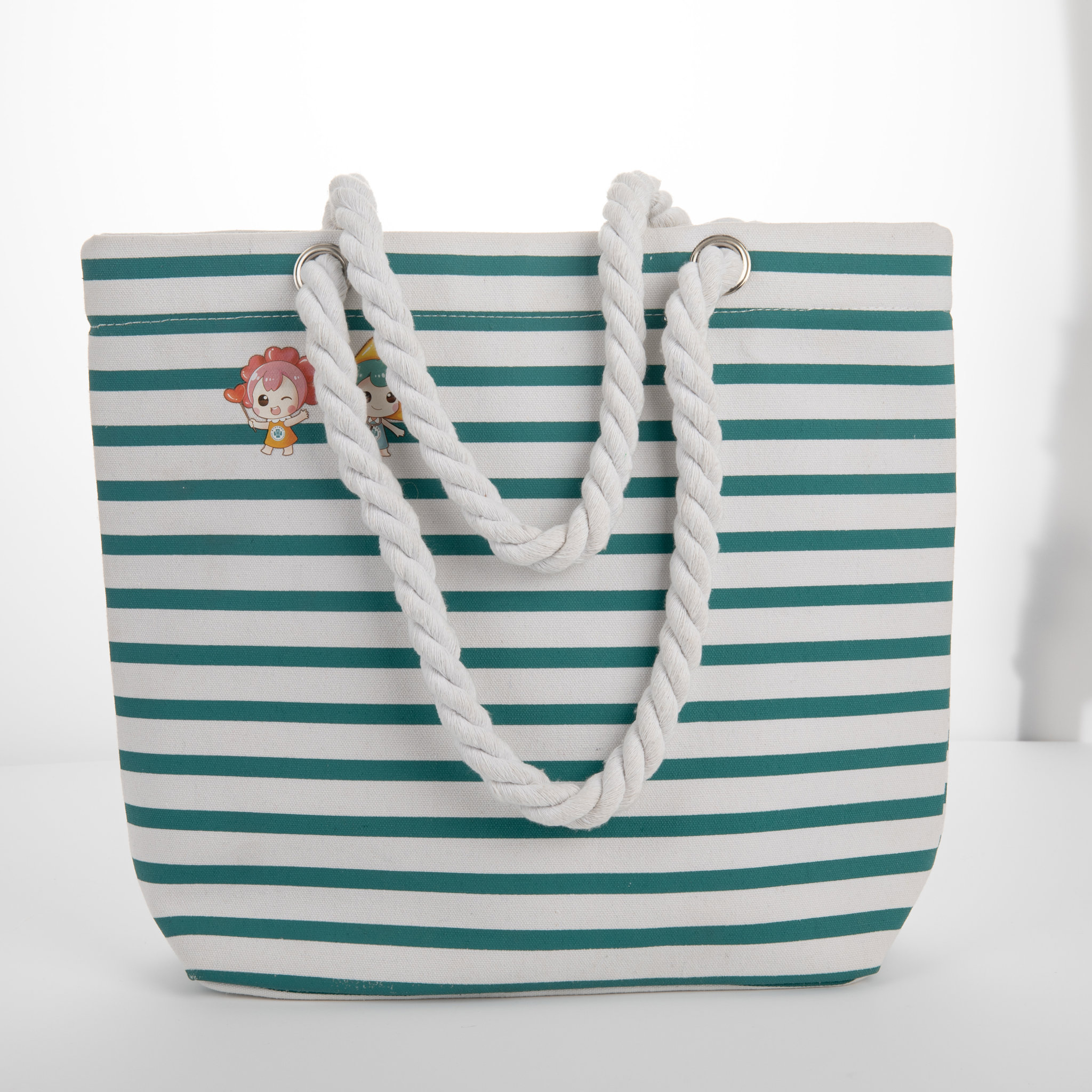 Striped Beach Bag With Rope Strap2