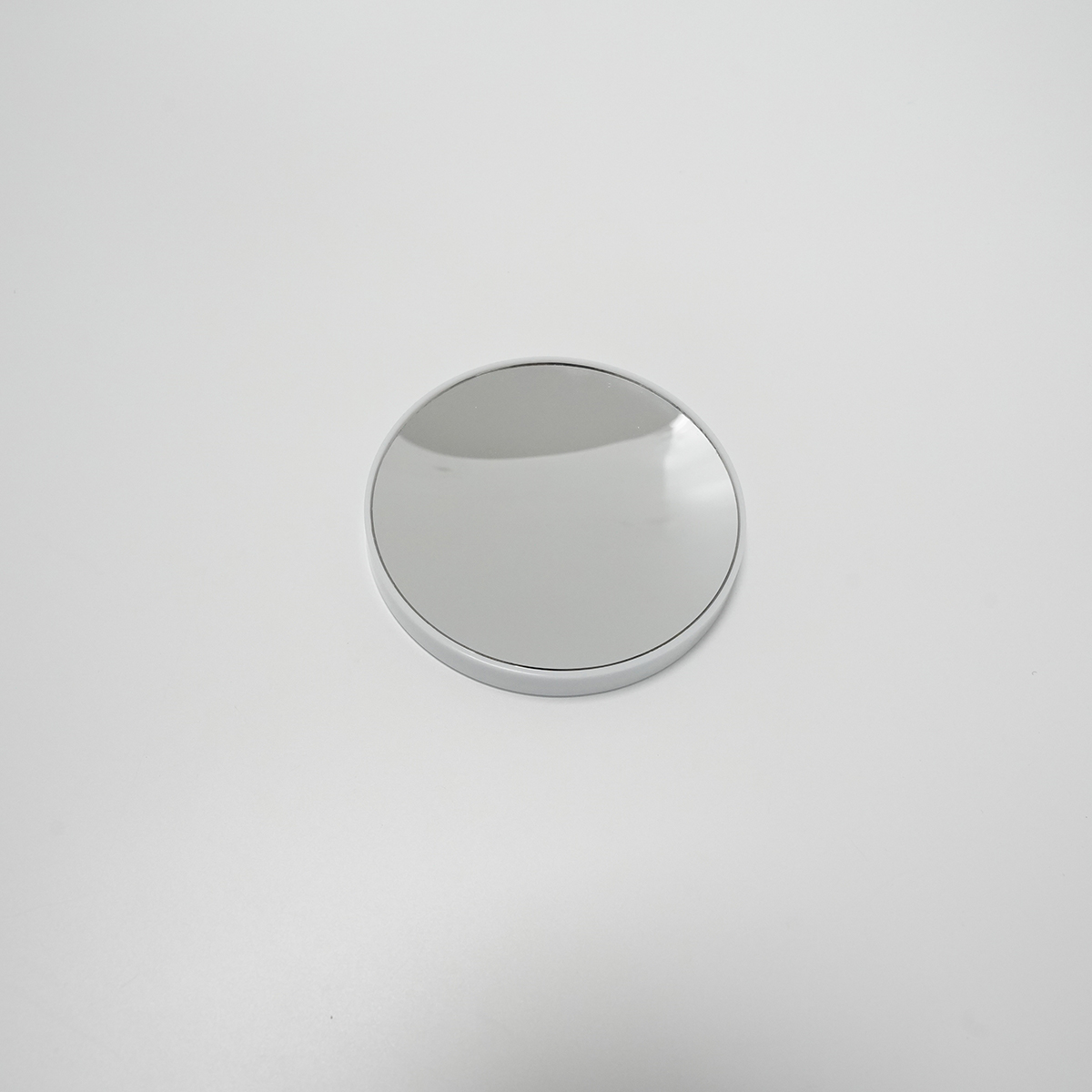 Compact Magnifying Mirror2