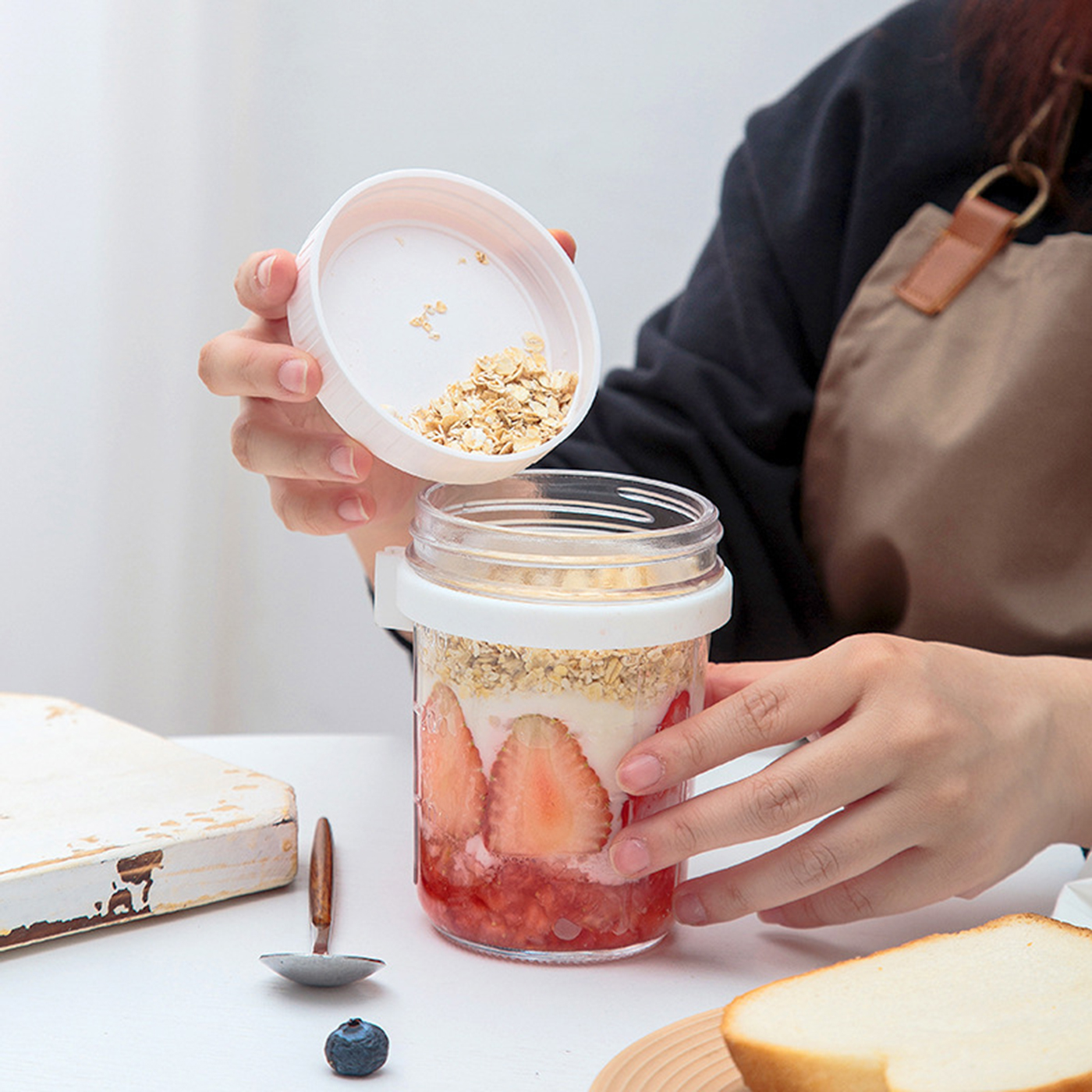 600ml Overnight Oats Jar With Lid And Spoon2