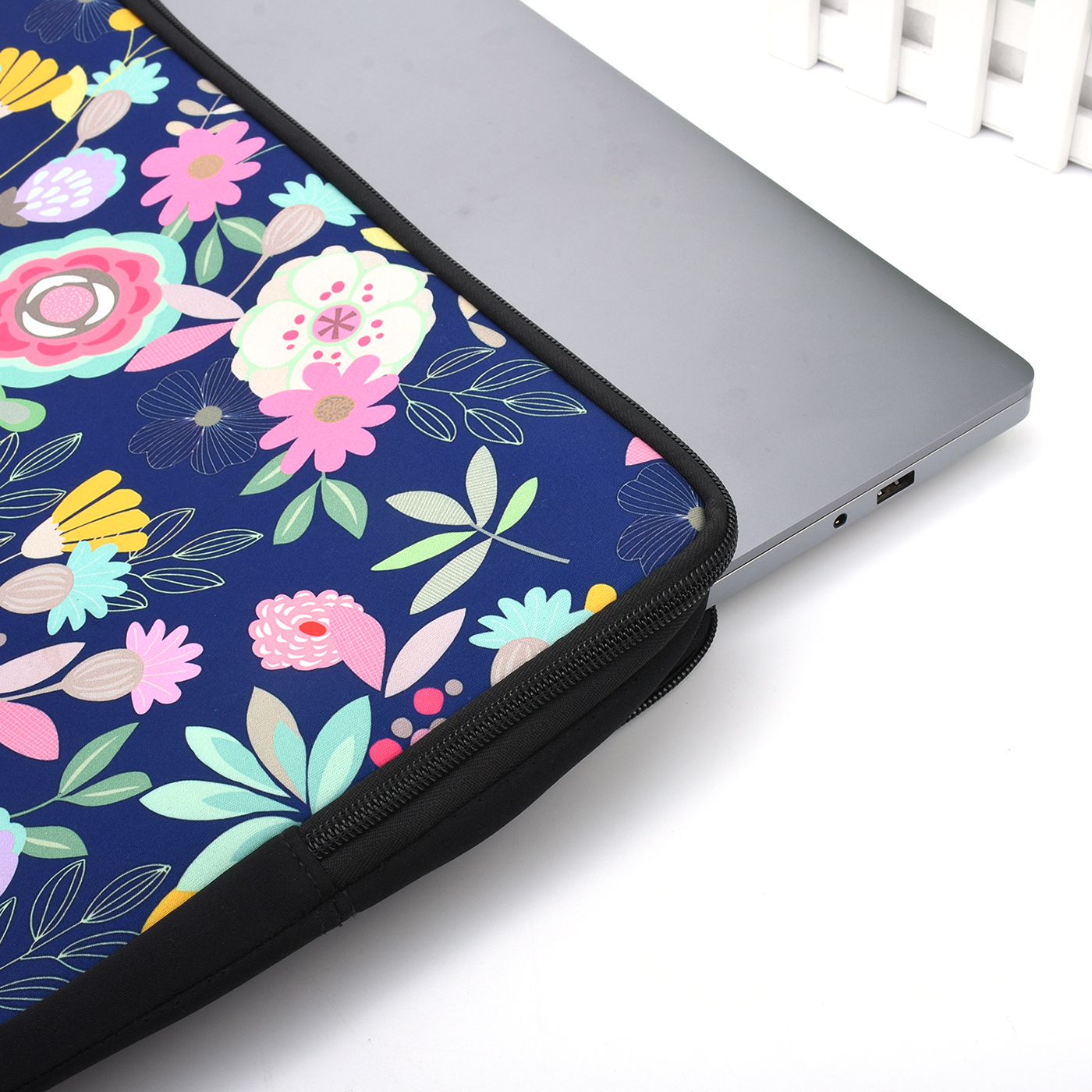 Zippered Neoprene Laptop Sleeve