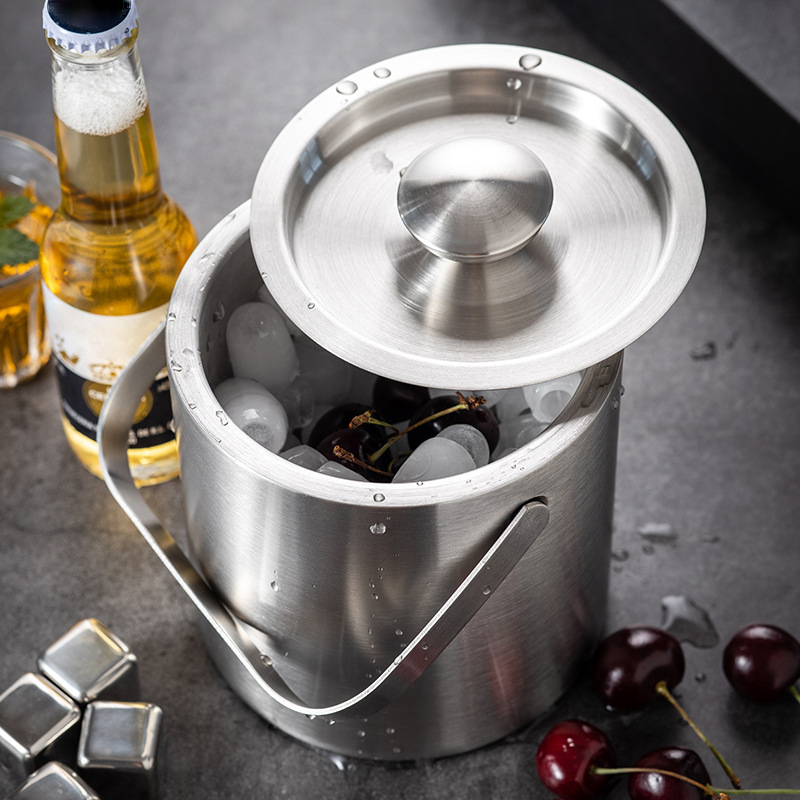 Stainless Steel Ice Bucket With Handle1