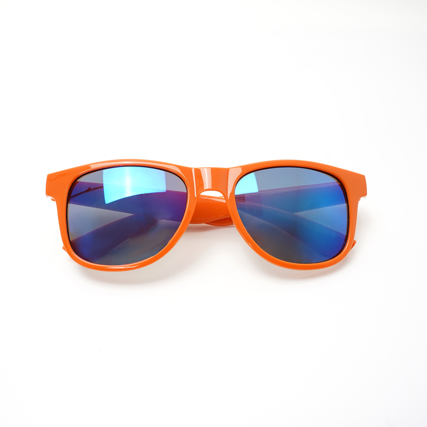 Silky Smooth Retro Sunglasses2