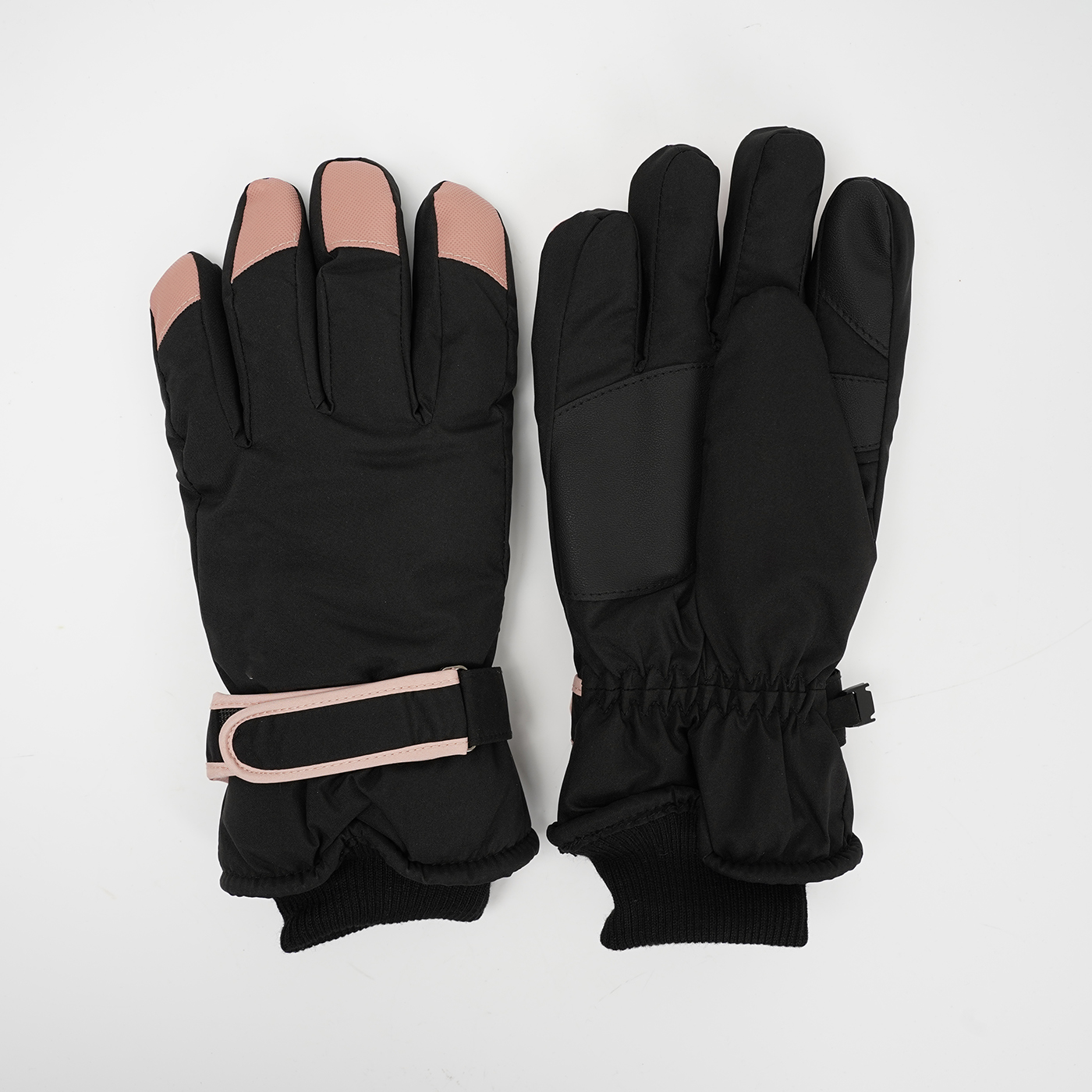 Non-Slip Touchscreen Ski Gloves4