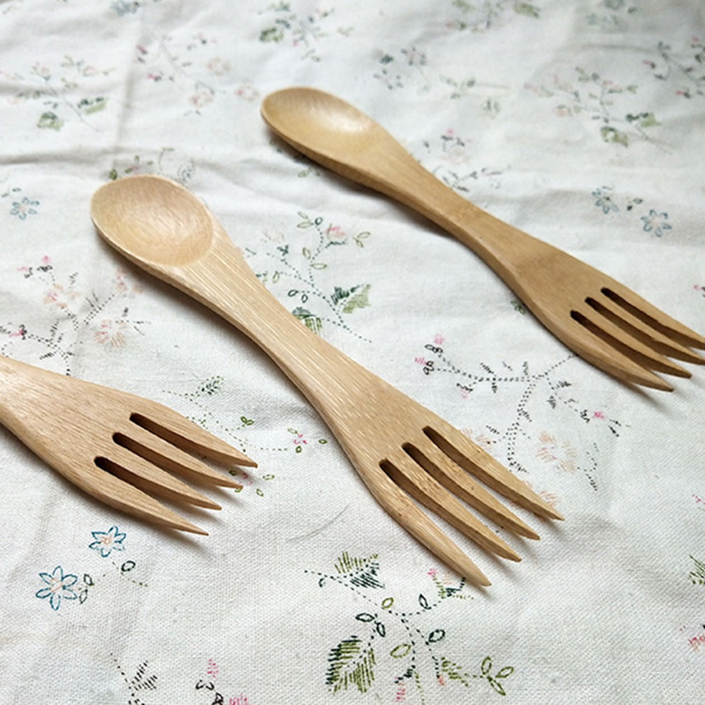 2-in-1 Bamboo Spoon And Fork3