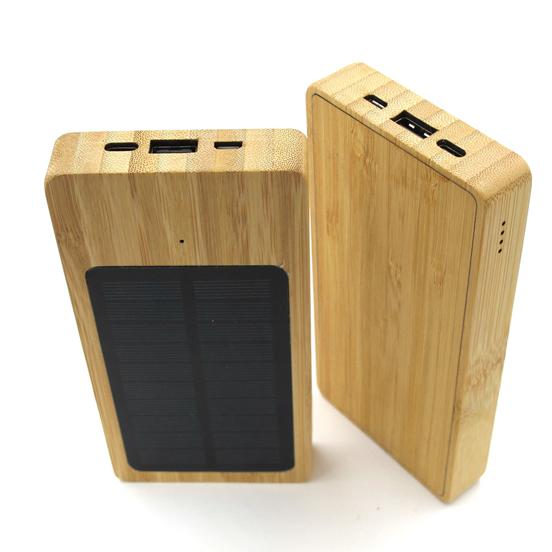 Powerbank Bamboo With Solar Panel3