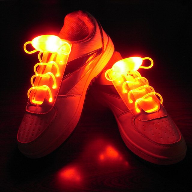 LED Light Shoelaces3