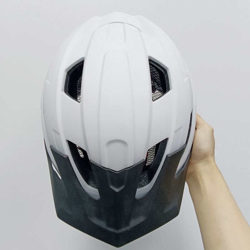 Bike Helmet With Tail Light3