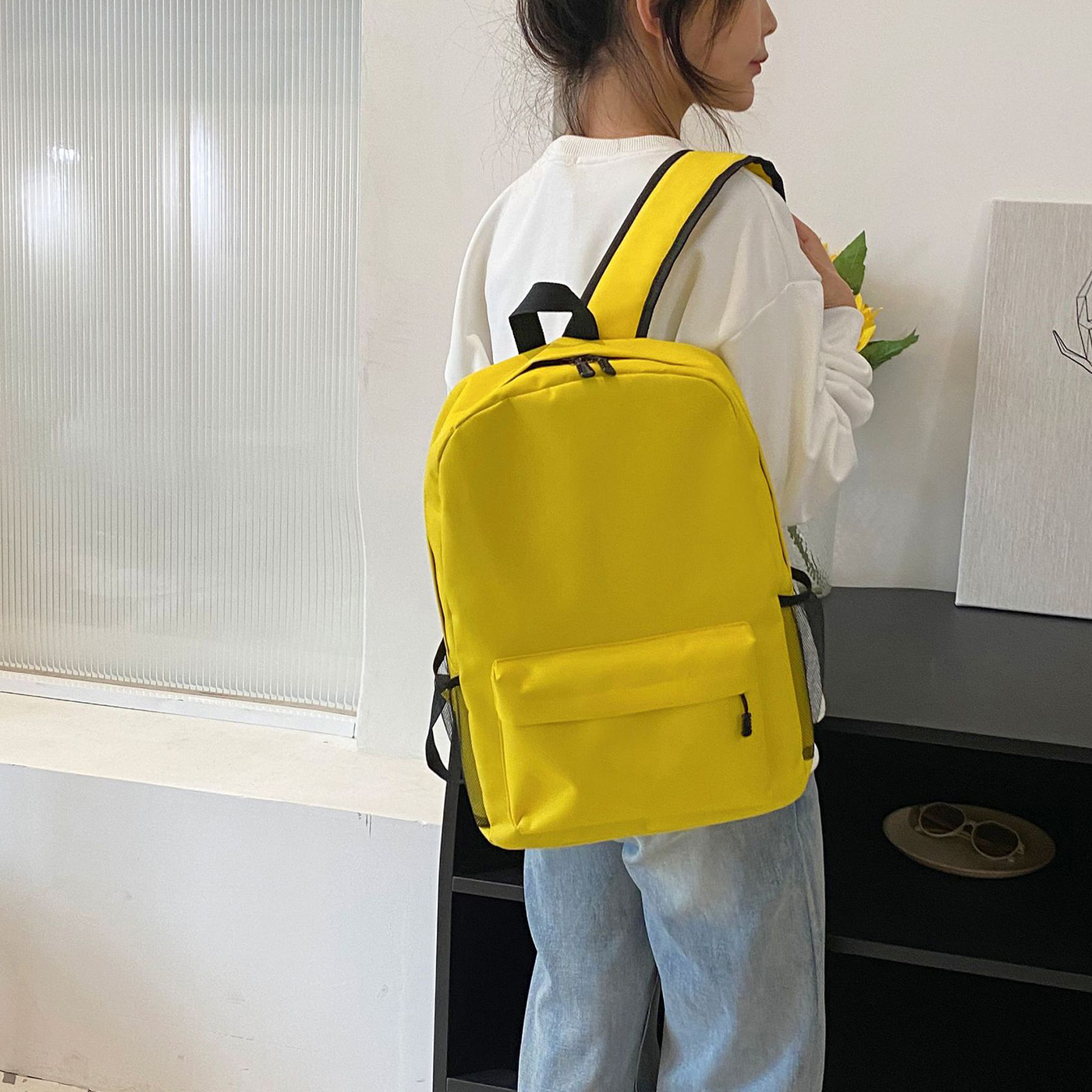  Travel Laptop Daypack2