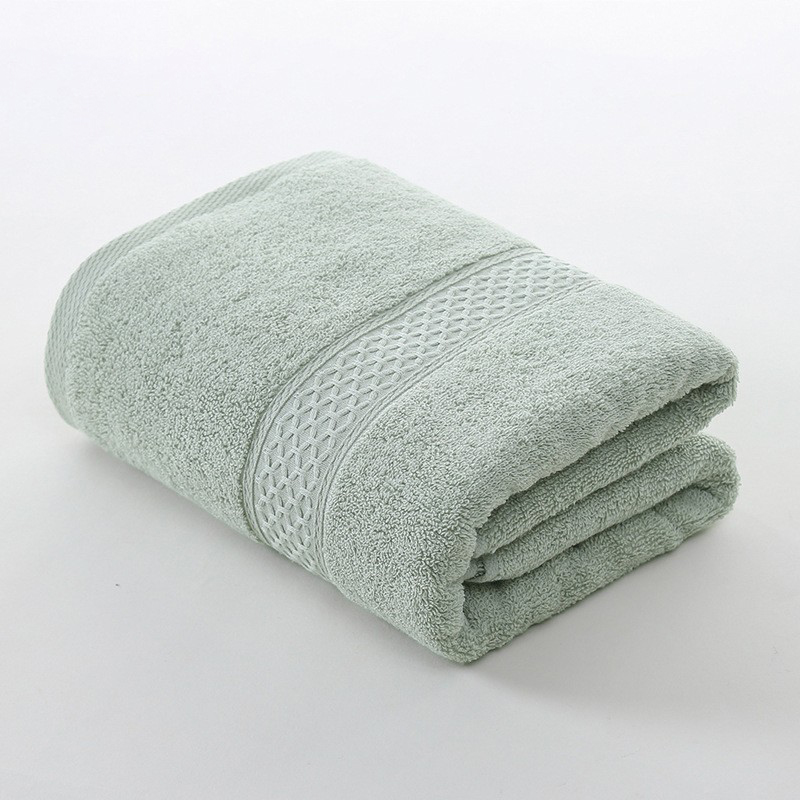 Custom Embroidered Bath Towel2