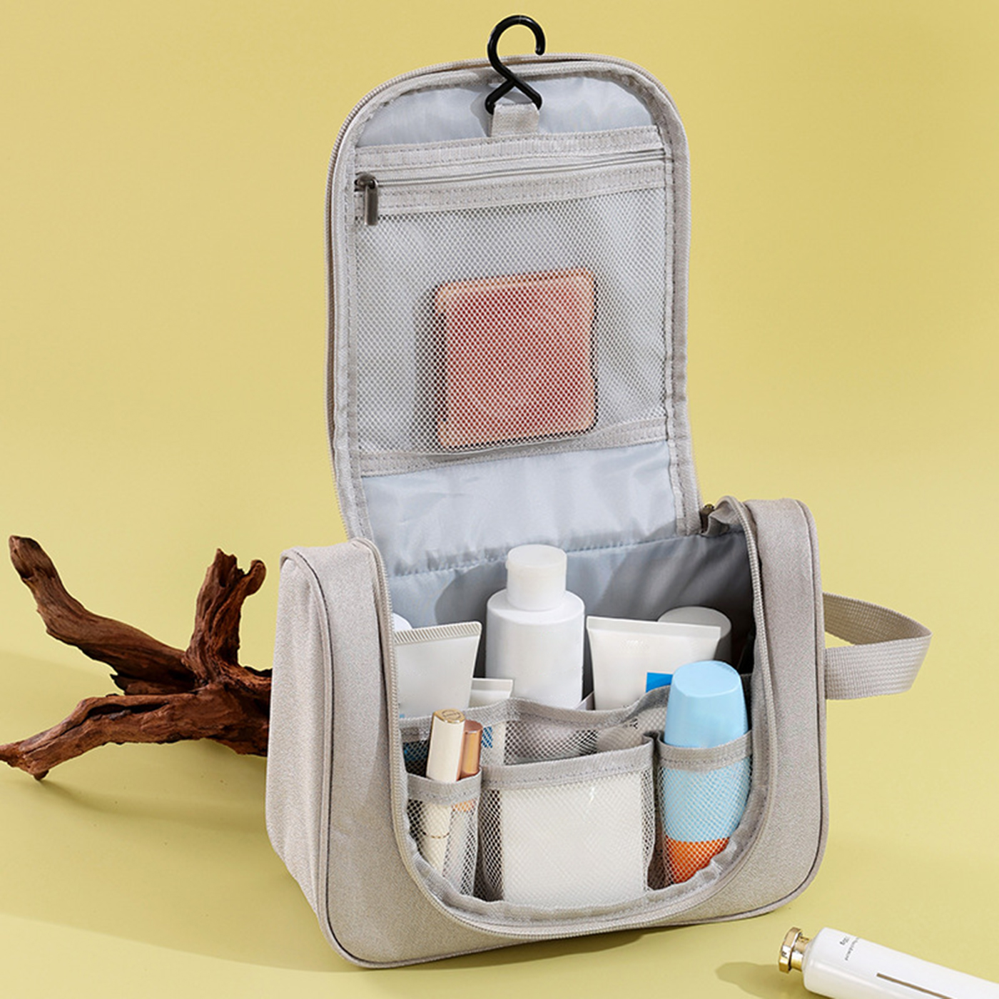 Portable Hanging Travel Toiletry Bag2