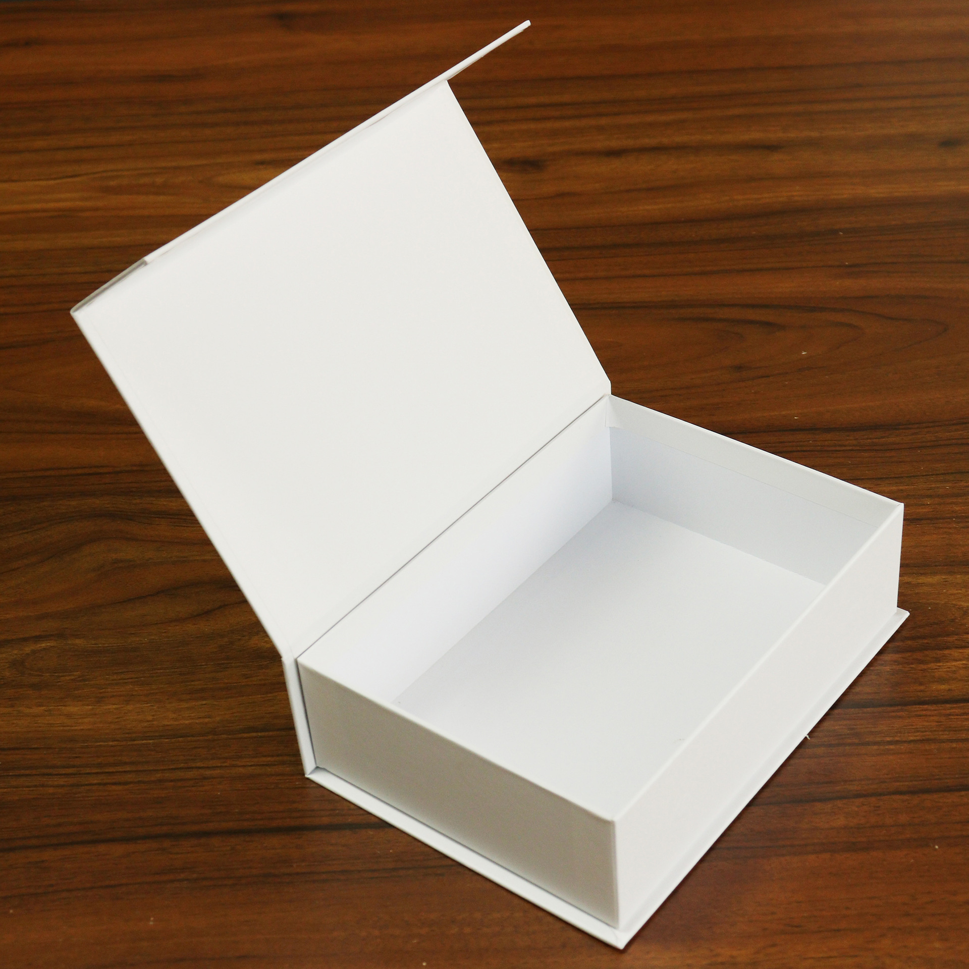 Custom Corporate Gift Box2