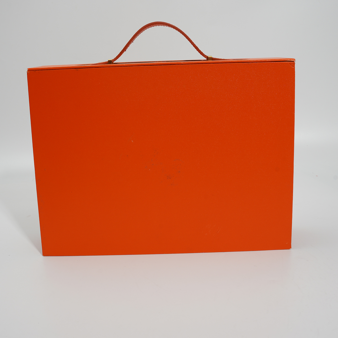 Custom Gift Box With Handle3