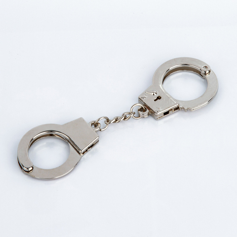 Metal Simulated Handcuffs Keychain2