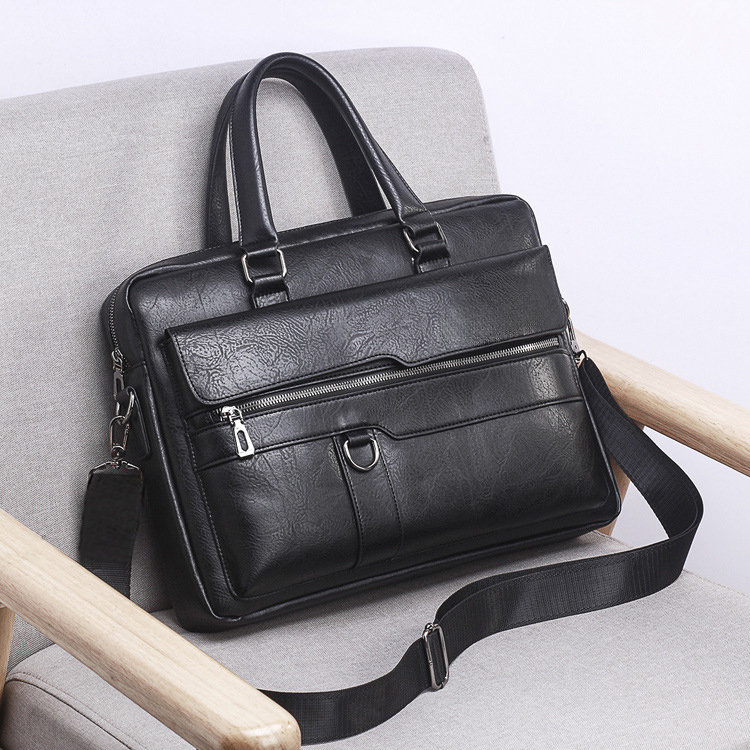  Vintage Leather Messenger Bag4