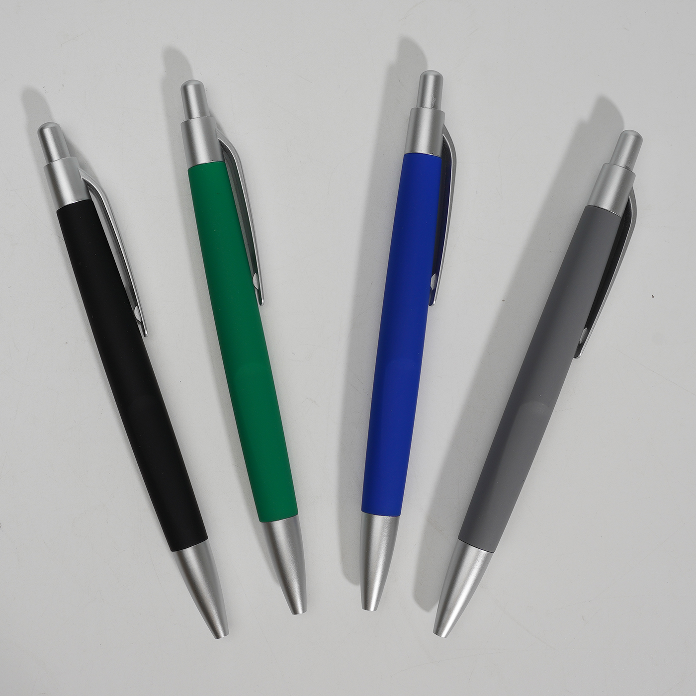 Custom Plastic Ball Point Pen3