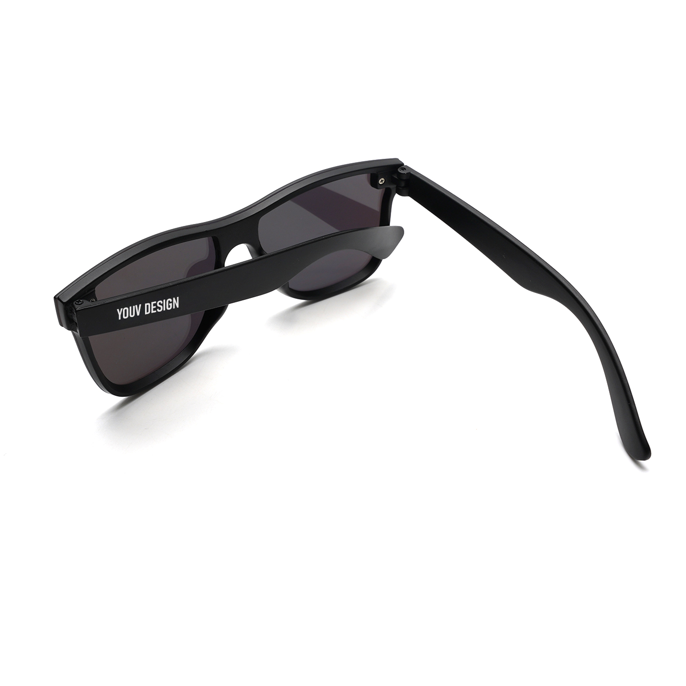 Wide Frame Polarized Sunglasses1