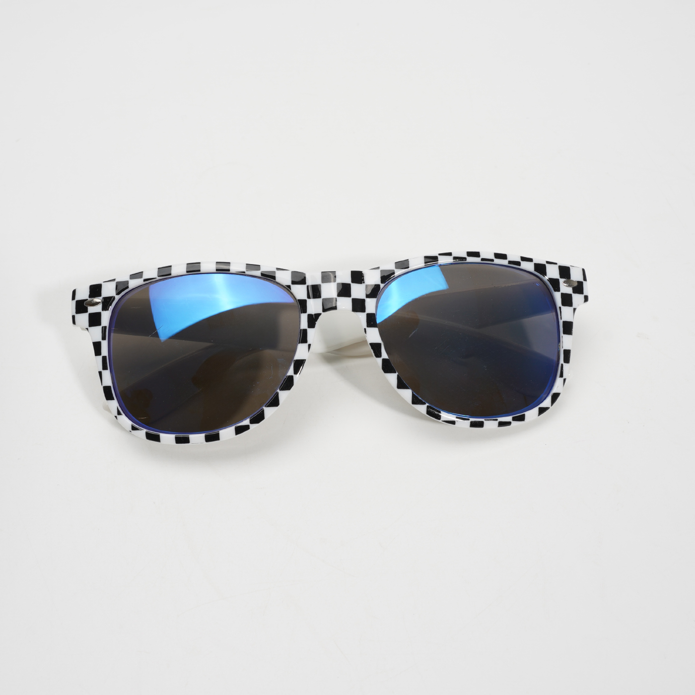 Black Frame White Checker Sunglasses3