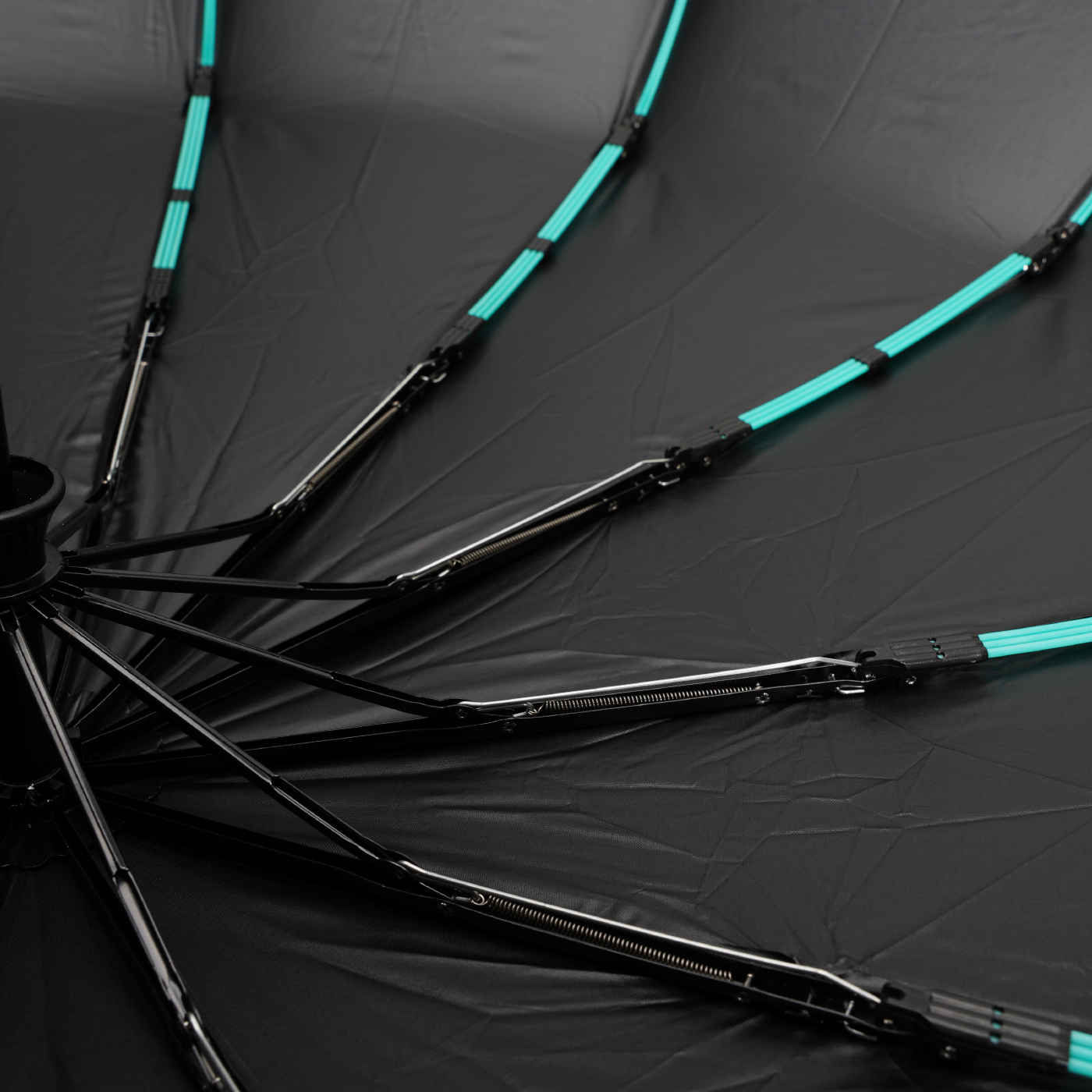  Promotional Golf Umbrellas1