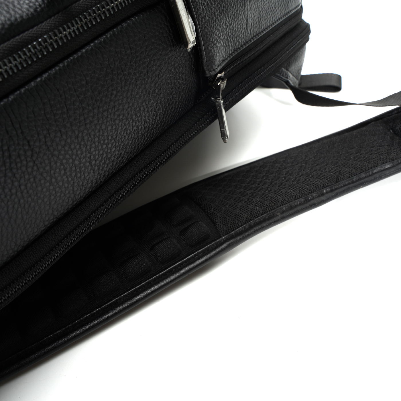 Genuine Leather Laptop Backpack2