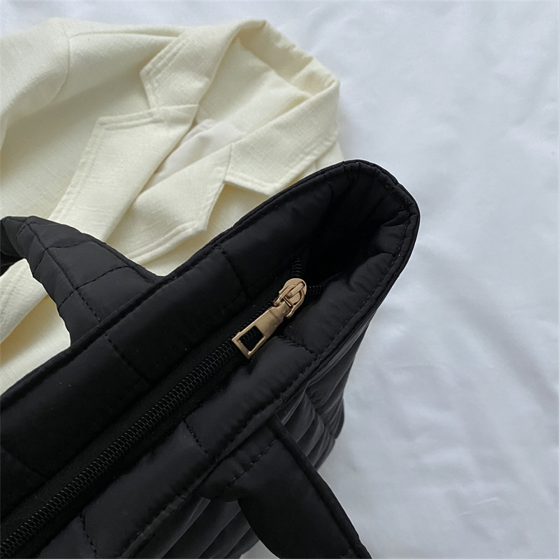 Large Weekend Handbag1