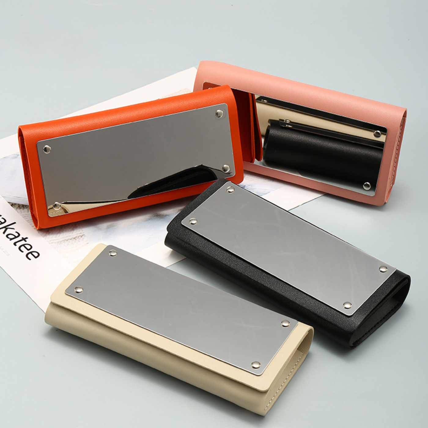Picture of Spectacle Case With Mirror