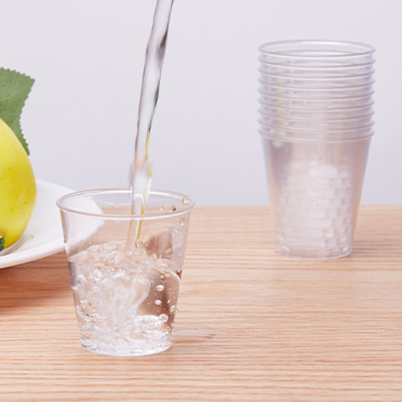 Disposable Plastic Cups2
