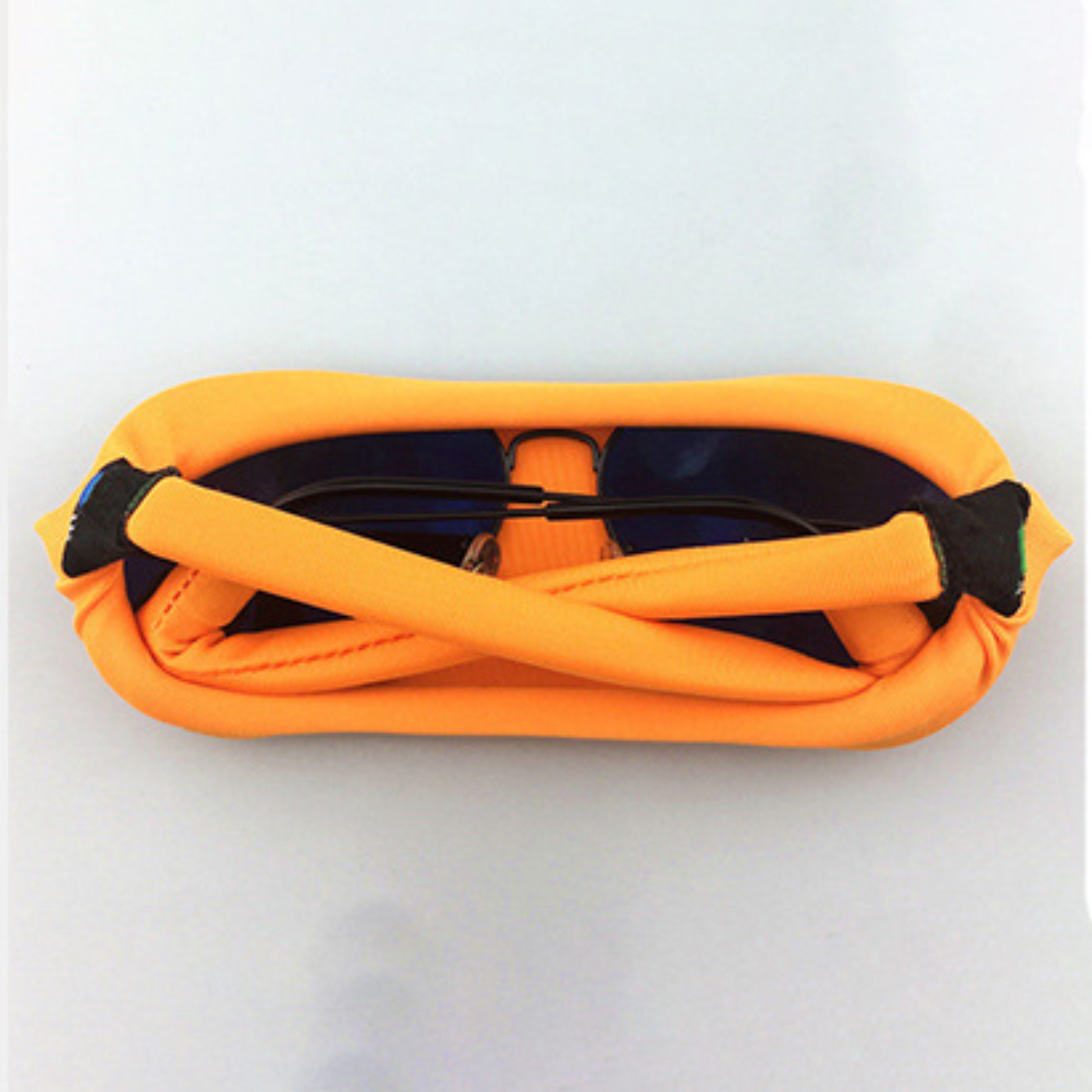 Eyeglass String Holder3