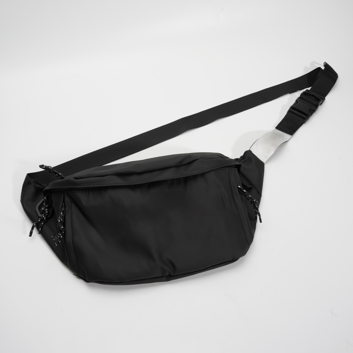 Large Travel Fanny Pack With Zipper Pockets3