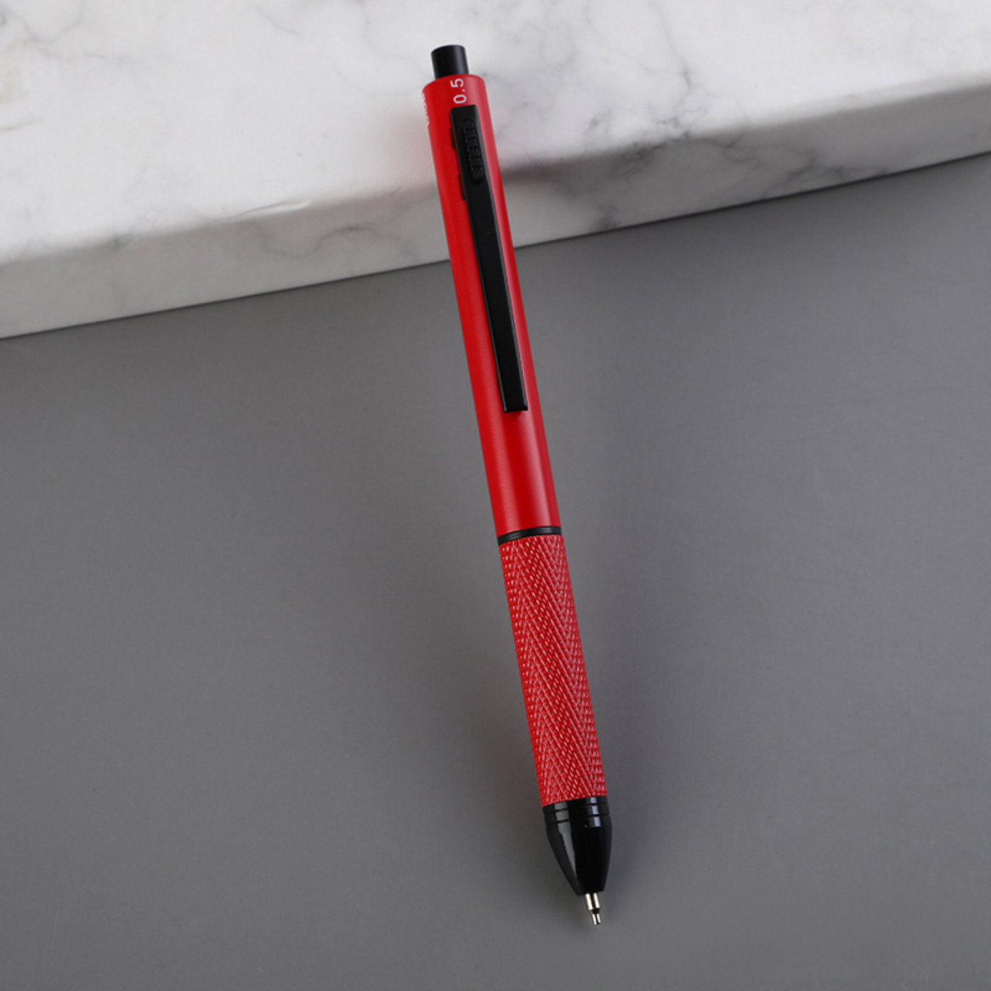 Custom  Colored Ball Point Pen1