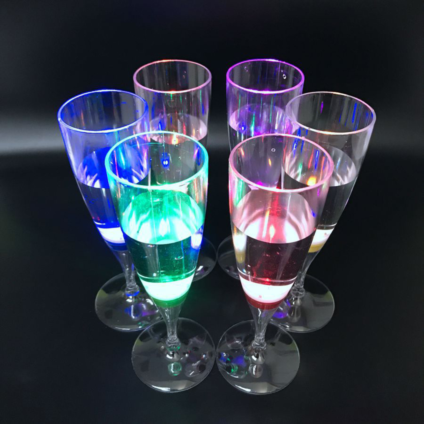 LED Light Up Champagne Glasses3