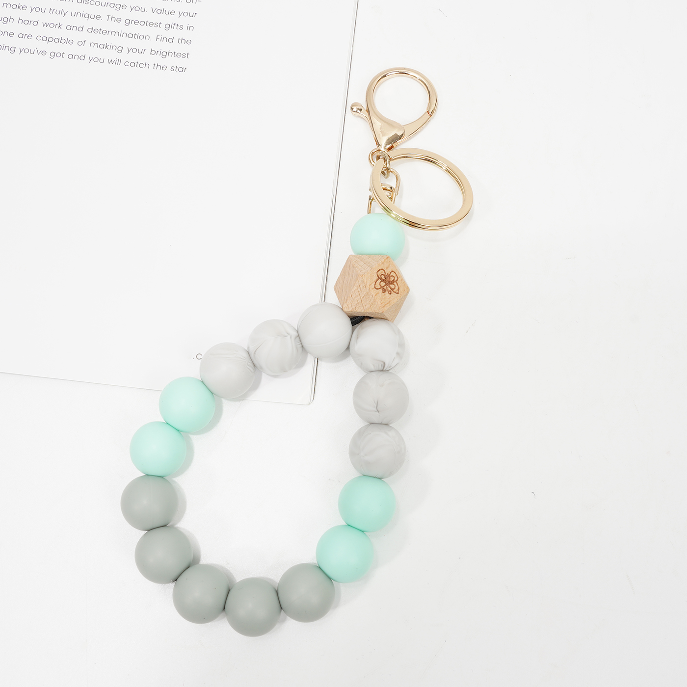 Unique Fashion Beaded Silicone Bracelet With Keychain2