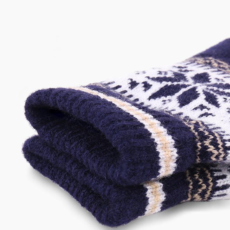 Soft Knit Touchscreen Gloves3
