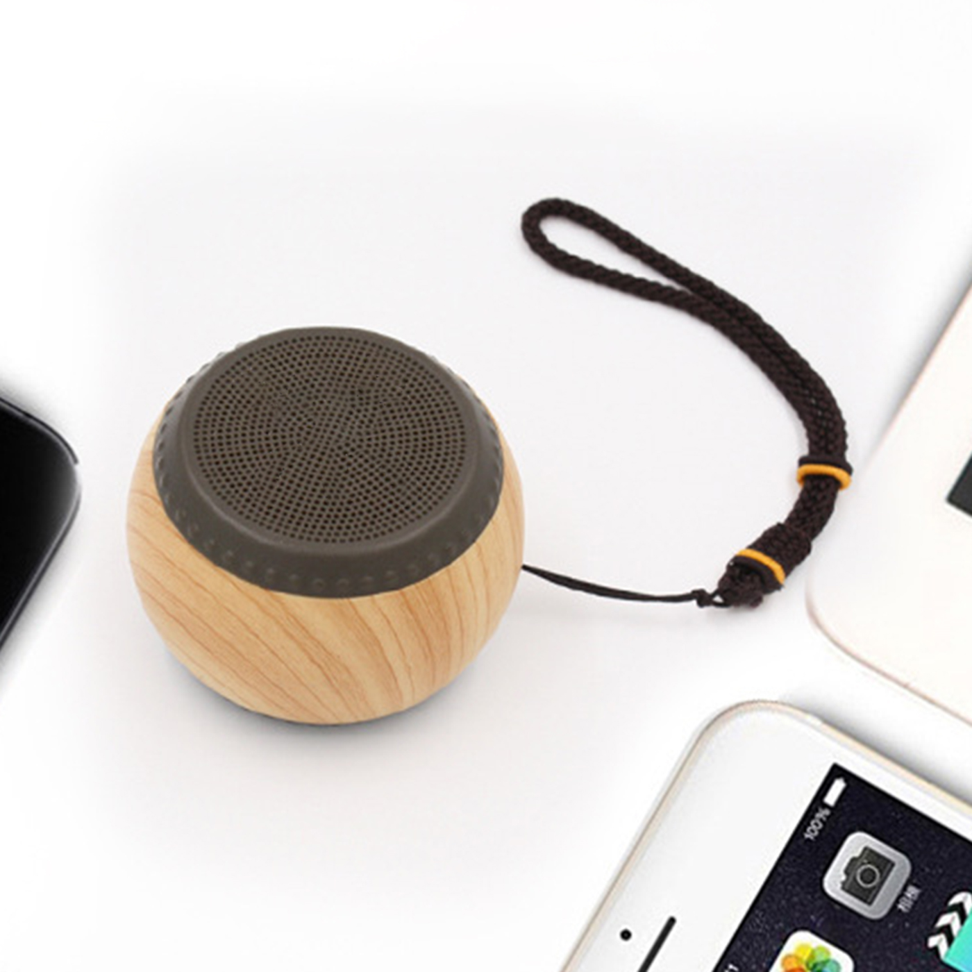 Custom Wireless Portable Speaker1