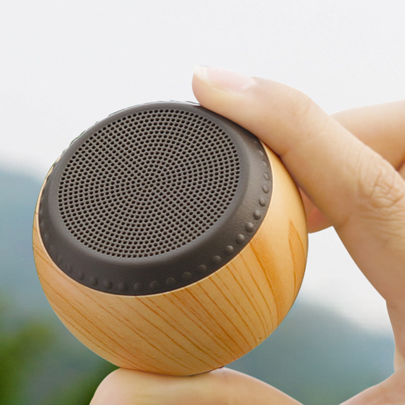  Portable Small Speaker2