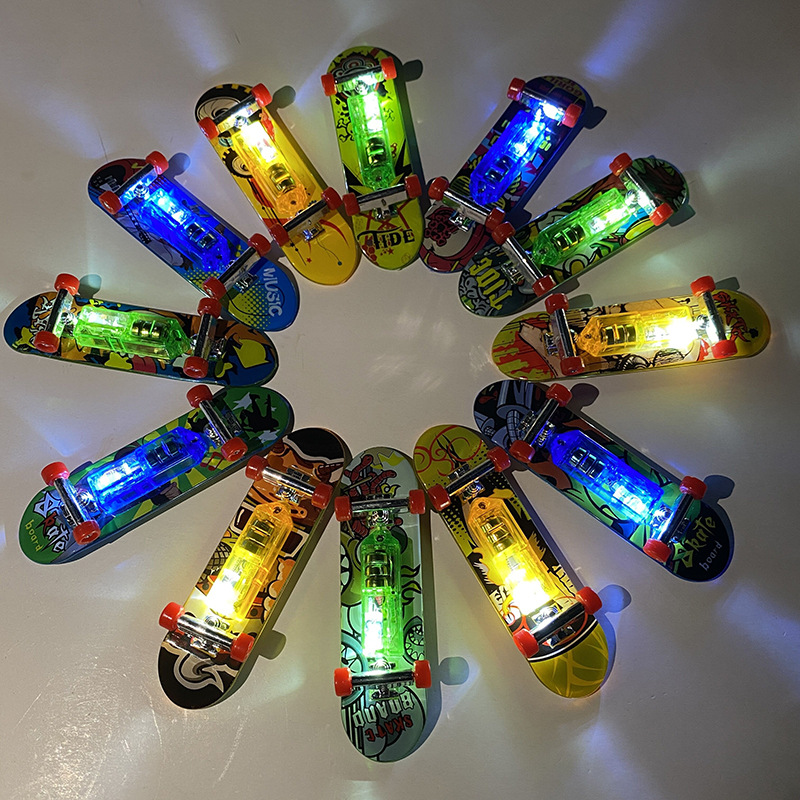 Light up Mini Finger Skateboards2