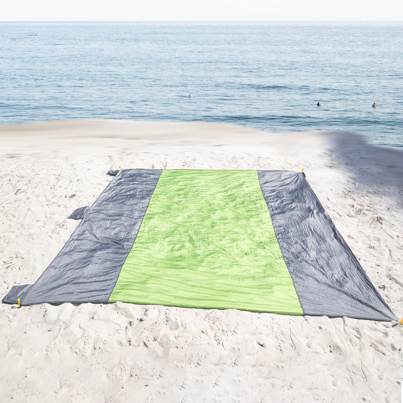 Waterproof Beach Picnic Blanket1