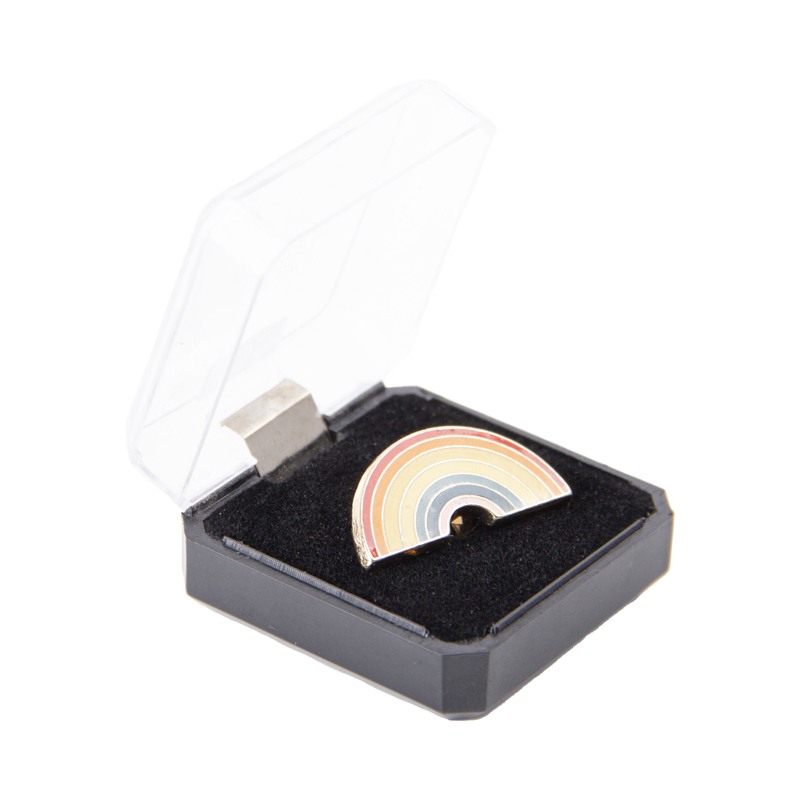 Clear Plastic Pin Gift Box2